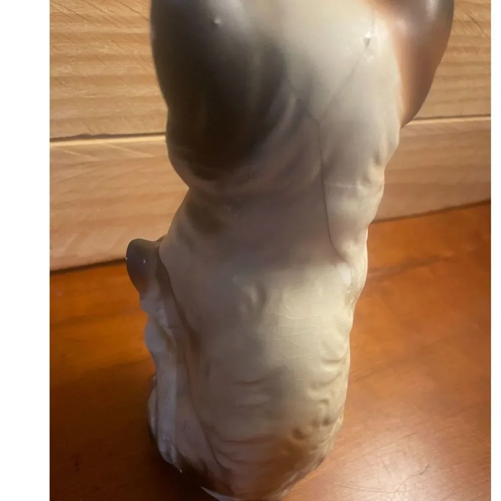 vintage ceramic mother cat with a kitten. 6in tall.